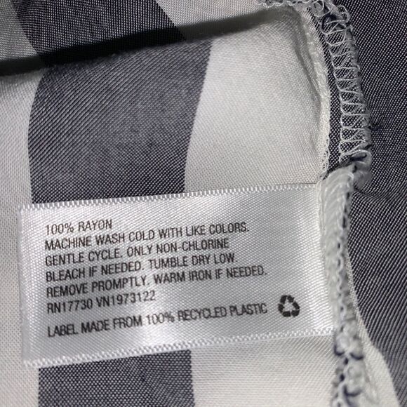 Ava & Viv Plus Striped Short Sleeve Blouse - Picture 6 of 9